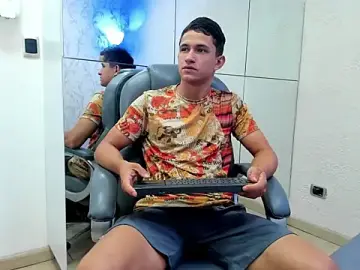 Stripchat Best Webcam of Simon_Axe