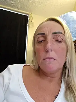 Stripchat Sex Cam of theblondecocklover