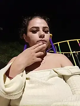 Stripchat Watch Live Sex Cams of Mommy-Hot