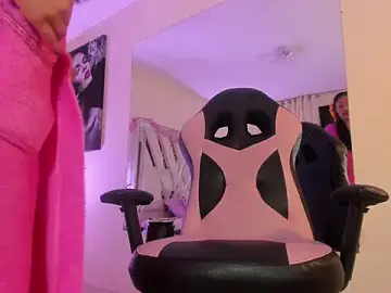 Stripchat Sex Cam of candy_skyy