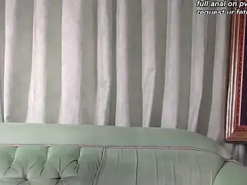 Stripchat Nude Webcam of mia_beatles