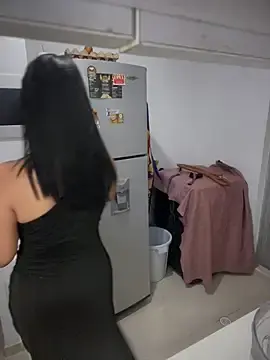 Stripchat Free Porn Cam of Issane_Peru