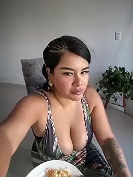 Stripchat Best Webcam of Issane_Peru
