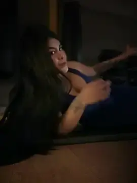 Stripchat Adult Video Chat of Issane_Peru