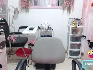 Stripchat Live Sex Cam of titsbiglovers