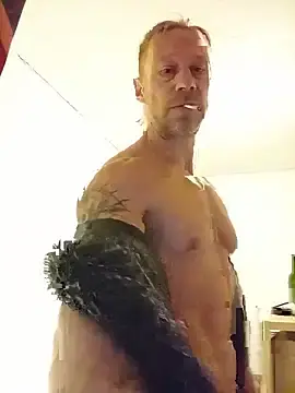 Stripchat Live Sex Cam of AthleticWomenizer2