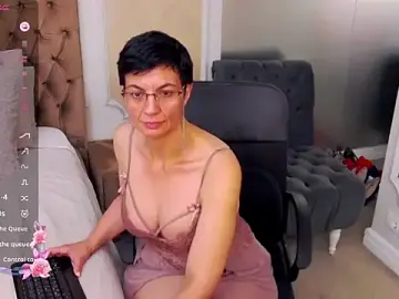 Stripchat Free Live Porn of BustyPenellope