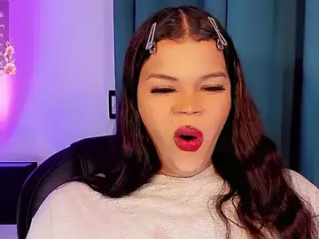 Stripchat Best live sex cam show of Keira_Fox31
