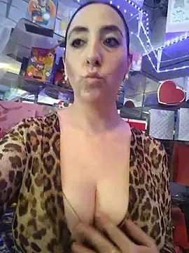 Stripchat Watch Live Sex Cams of Mia_Novikov