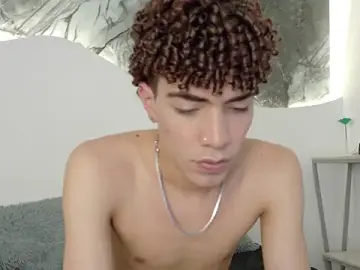 Stripchat Free Porn Cam of Monyel_Blake