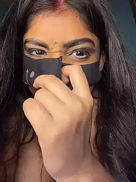 Stripchat Sex Cam of Riya_35_sexy