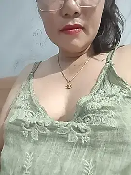 Stripchat Sex Chat of -Titihan-