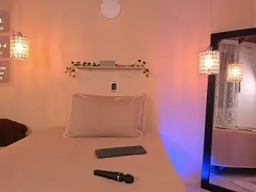 Stripchat Adult Webcam of IsabelaSantana