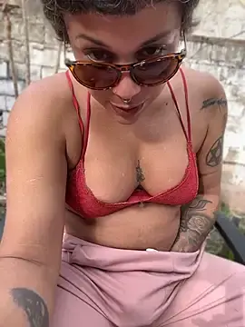 Stripchat Free Porn Cam of alicetgirlbr
