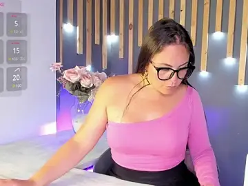 Stripchat Live Sex Cam of biianca_rose