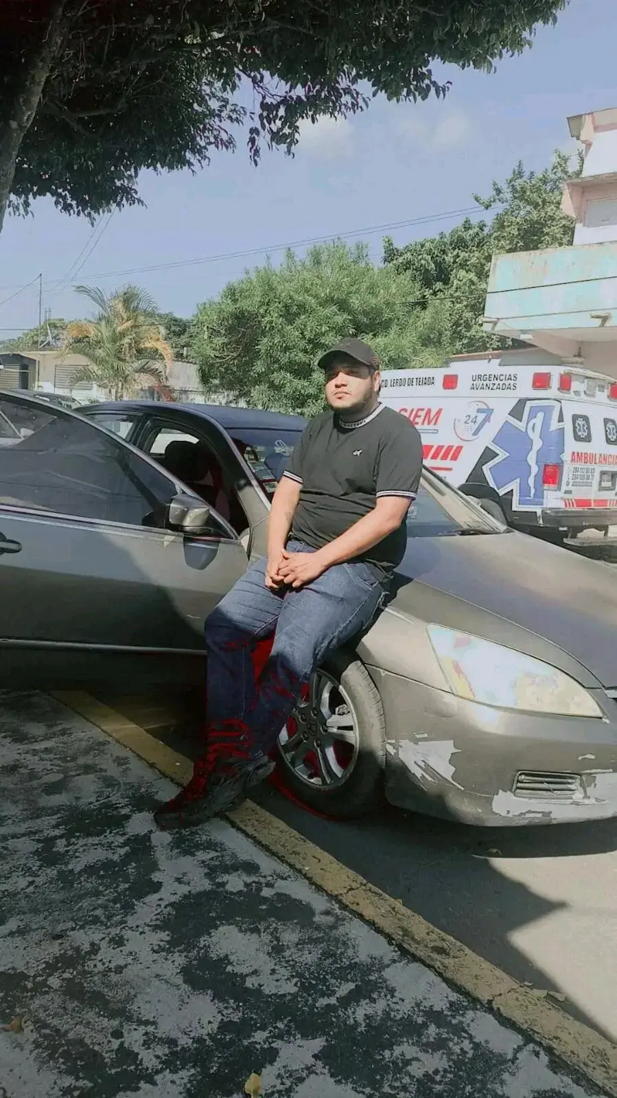 Hotboy26195