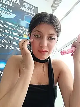 Stripchat Watch Live Sex Cams of SALOME-28_