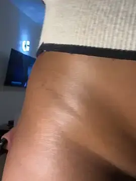 Stripchat Live Sex Cam of Bella045