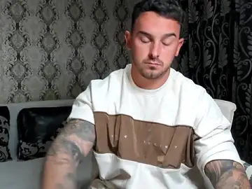 Stripchat Watch Live Sex Cams of Jonmusclemaster