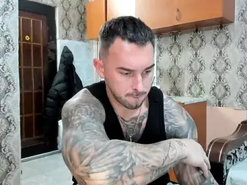 Stripchat Nude Webcam of Jonmusclemaster