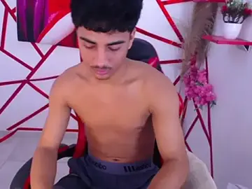 Stripchat Watch Live Sex Cams of oliver-parker