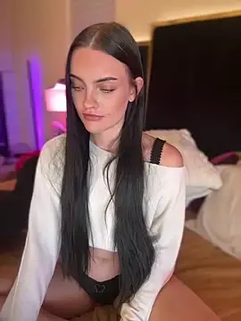 Stripchat Live Sex Cam of KarissaChantelle