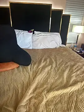 Stripchat Free Porn Cam of KarissaChantelle