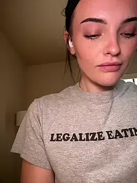 Stripchat Free Live Porn of KarissaChantelle