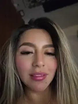 Stripchat Watch Live Sex Cams of CelesteBlaze_