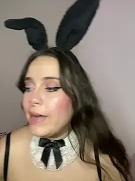 Stripchat Free Porn Cam of PutaYasmim