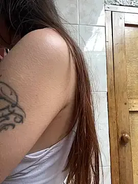 Stripchat Sex Chat of Aleska_Miami