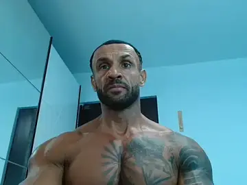 Stripchat Watch Live Sex Cams of Magnificmuscles89