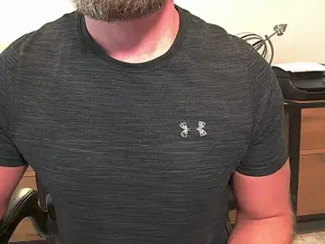 Stripchat Adult Webcam of Mister_Dilf