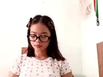 Stripchat Nude Webcam of YunaSato