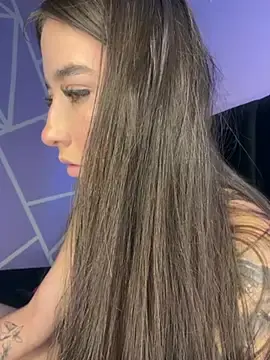 Stripchat Adult Webcam of _Luuna
