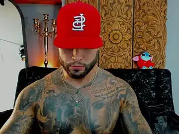 Stripchat Adult Webcam of Aaron_Vega