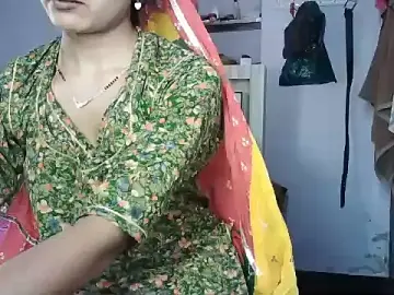 Stripchat Free Porn Cam of GOLDN_GIRL_