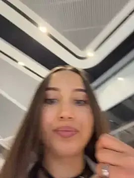 Stripchat Free Porn Cam of ICrazyOneIRL