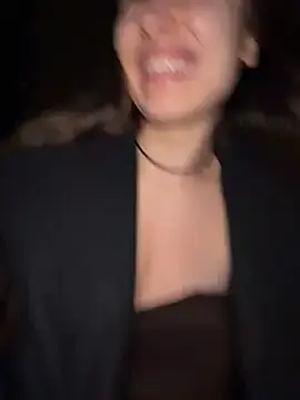 Stripchat Free Porn Cam of ICrazyOneIRL