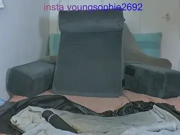 Stripchat Sex Cam of YoungSophie