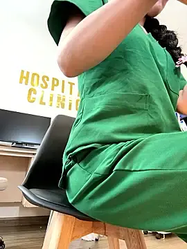 Stripchat Free Porn Cam of secretly_masturbating