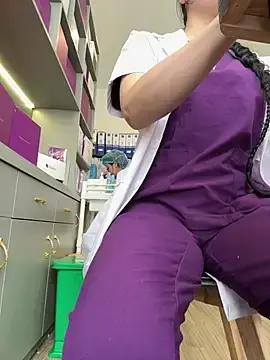 Stripchat Adult Webcam of secretly_masturbating