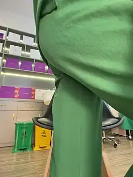Stripchat Adult Webcam of secretly_masturbating