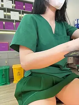 Stripchat Live Sex Cam of secretly_masturbating