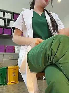 Stripchat Live Sex Cam of secretly_masturbating