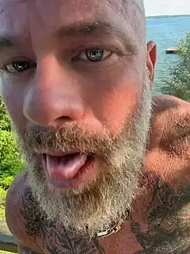 Stripchat Watch Live Sex Cams of Muscledick40
