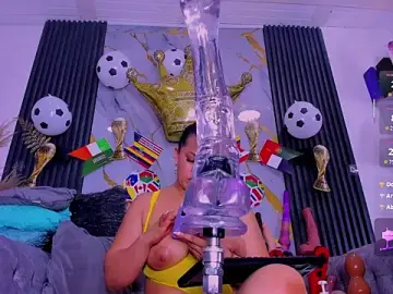 Stripchat Live Sex Cam of dailly_hot