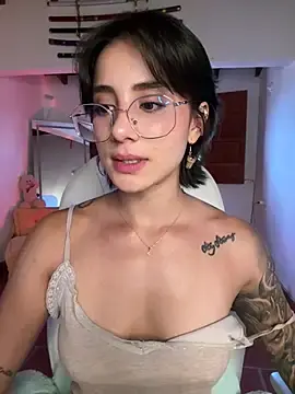 Stripchat Free Live Porn of Ale_Lewis