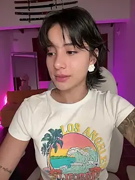 Stripchat Live Sex Cam of Ale_Lewis