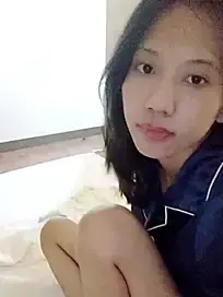 Stripchat Live Porn of WetVirginPussy